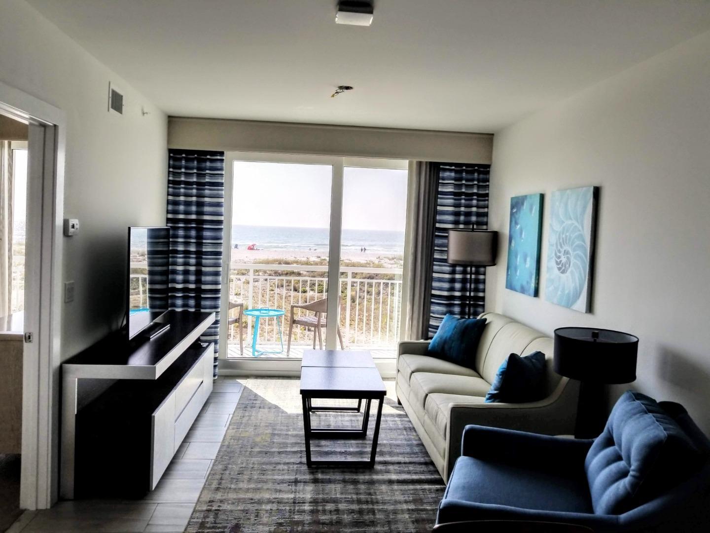 Provident Oceana Beachfront Suites St. Pete Beach Exterior photo